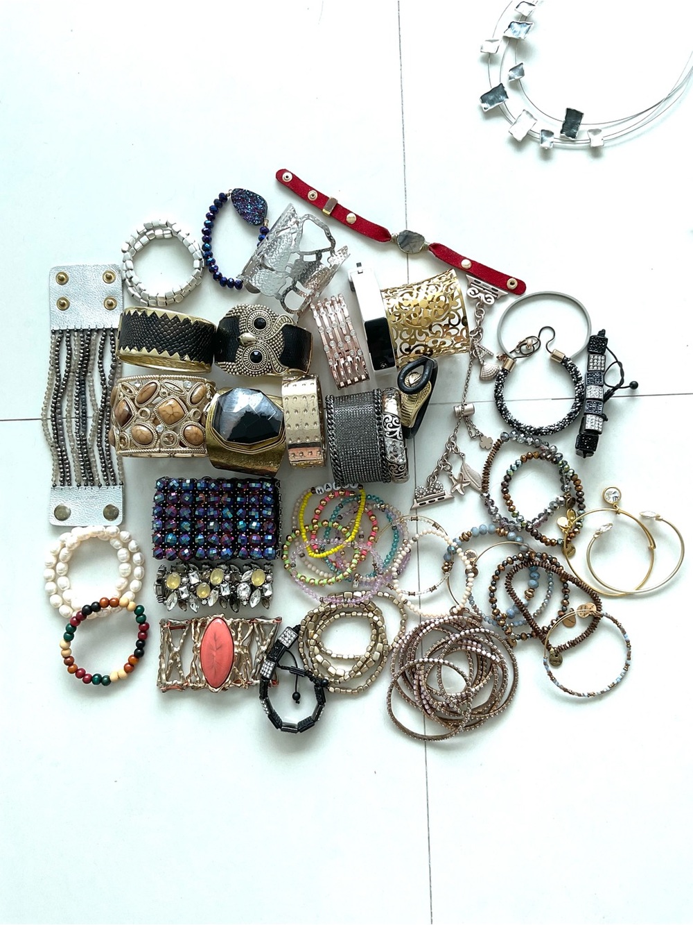 7+ Lb Wearable Costume Jewelry Reseller Lot Mixed Jewelry - Picture 4 of 16